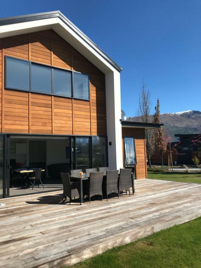 Luxury On Kapuka Villa Wanaka Bagian luar foto